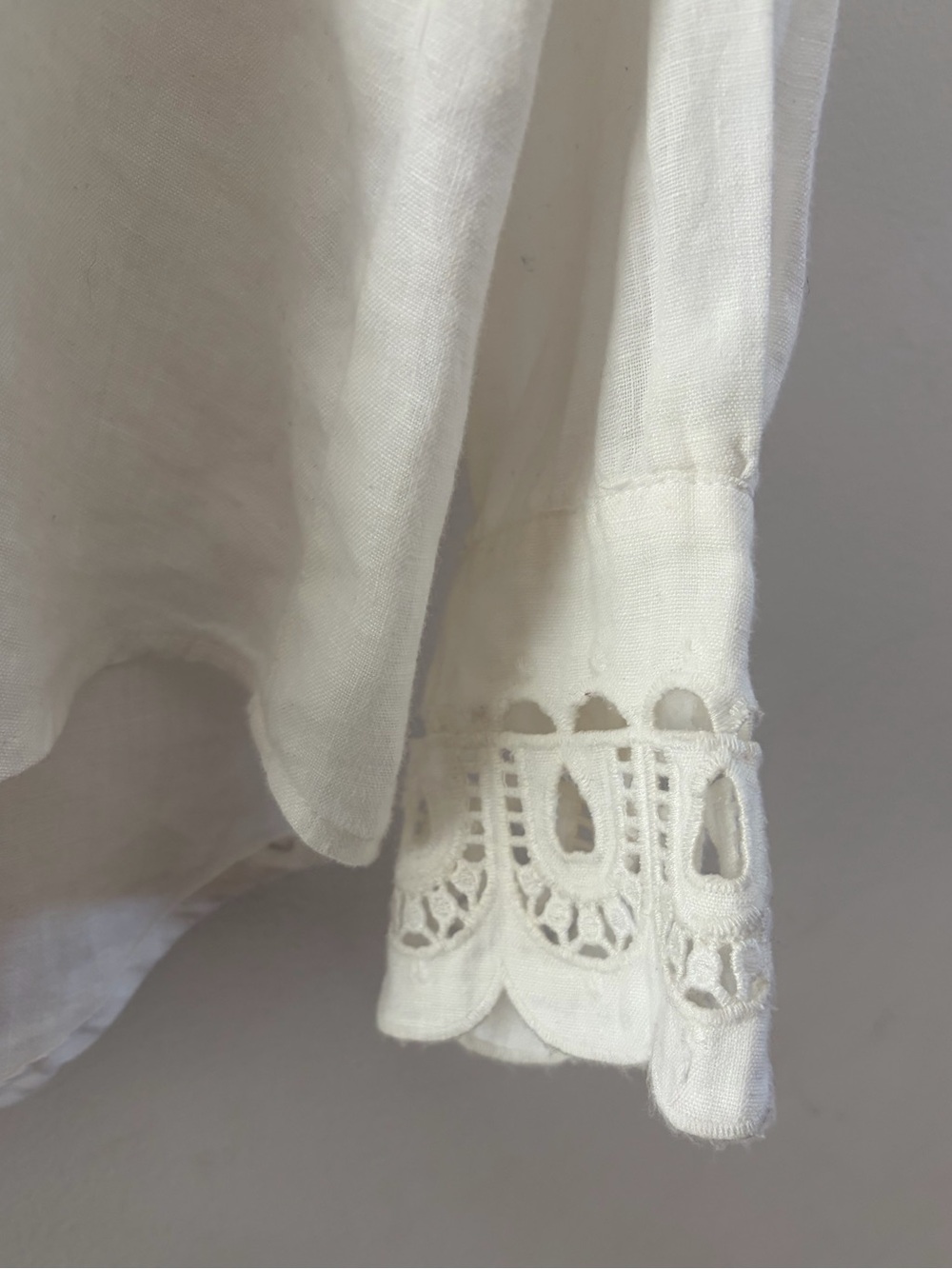 White Linen Tropical Floral Embroidered Eyelet Crochet - Picture 5 of 8